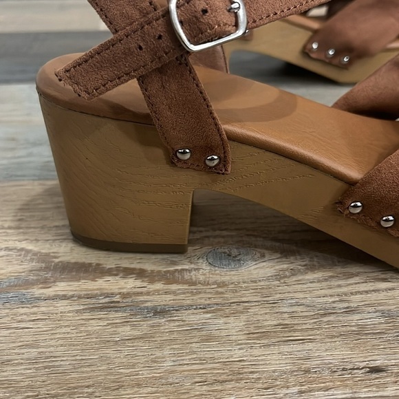 Universal Thread Cognac Eleanor 2.5" Block Heeled Sandal Brown BOHO Size 10 - Picture 8 of 10